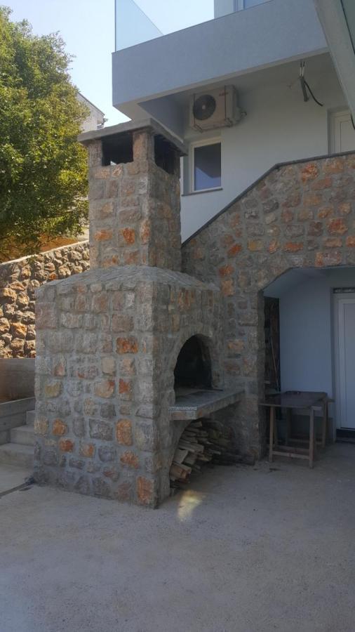 Apartament Mayana Cesarica Zewnętrze zdjęcie