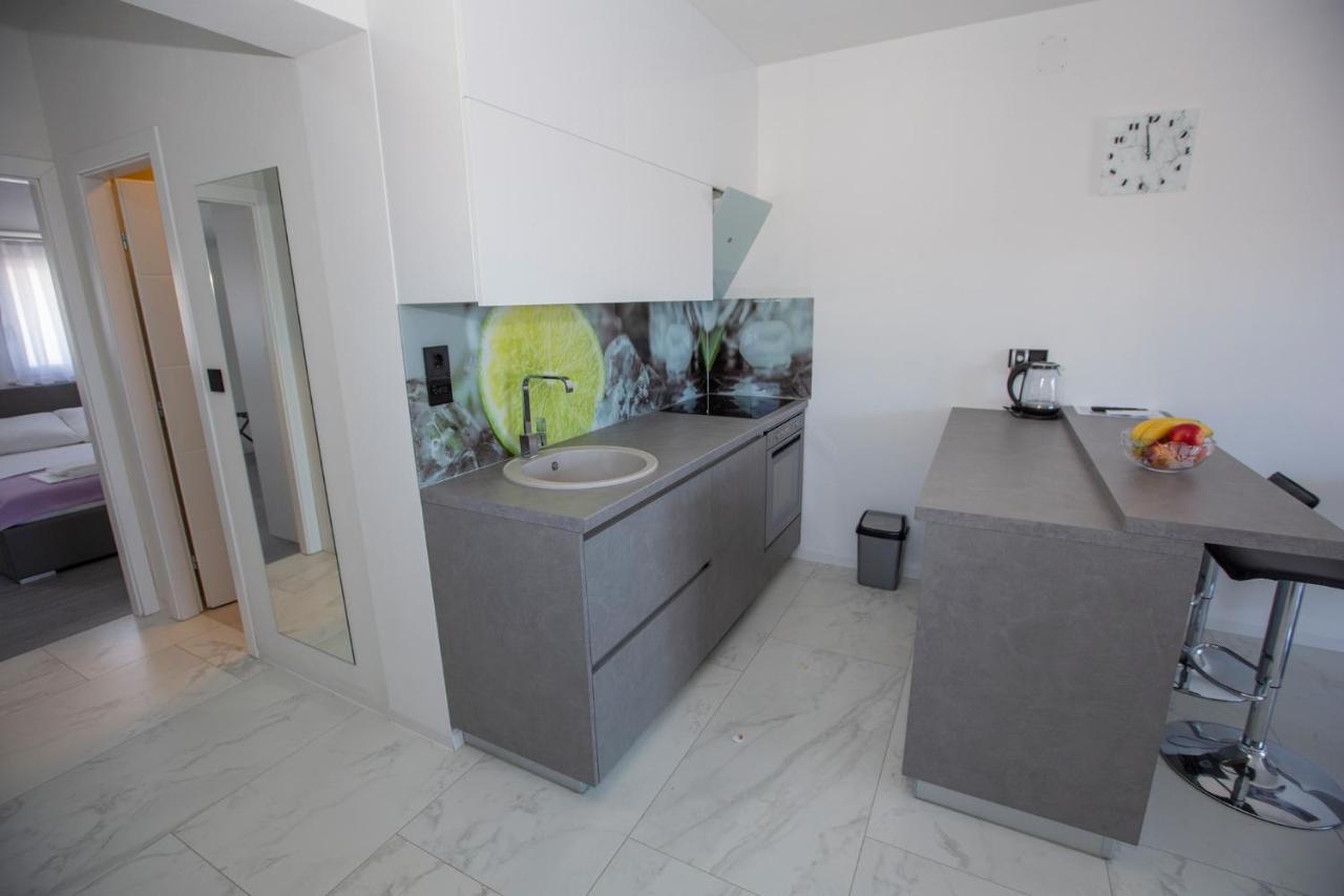 Apartament Mayana Cesarica Zewnętrze zdjęcie