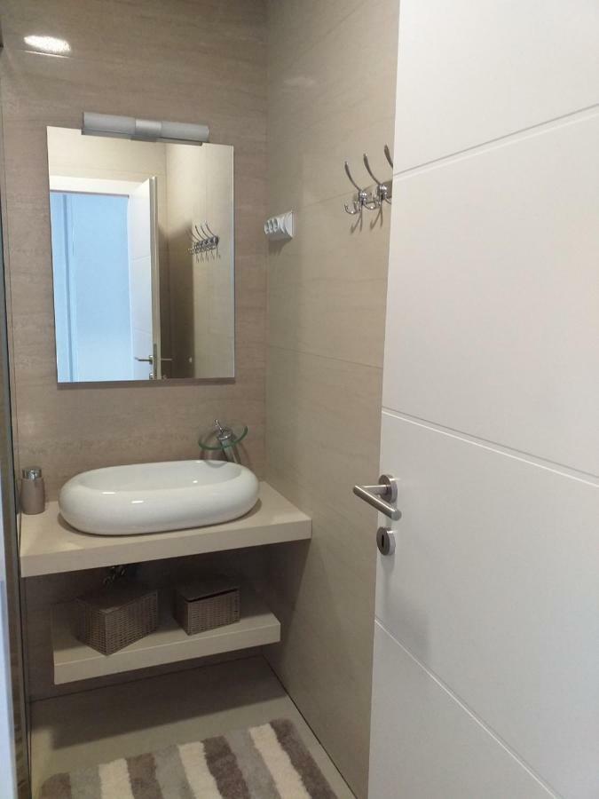 Apartament Mayana Cesarica Zewnętrze zdjęcie