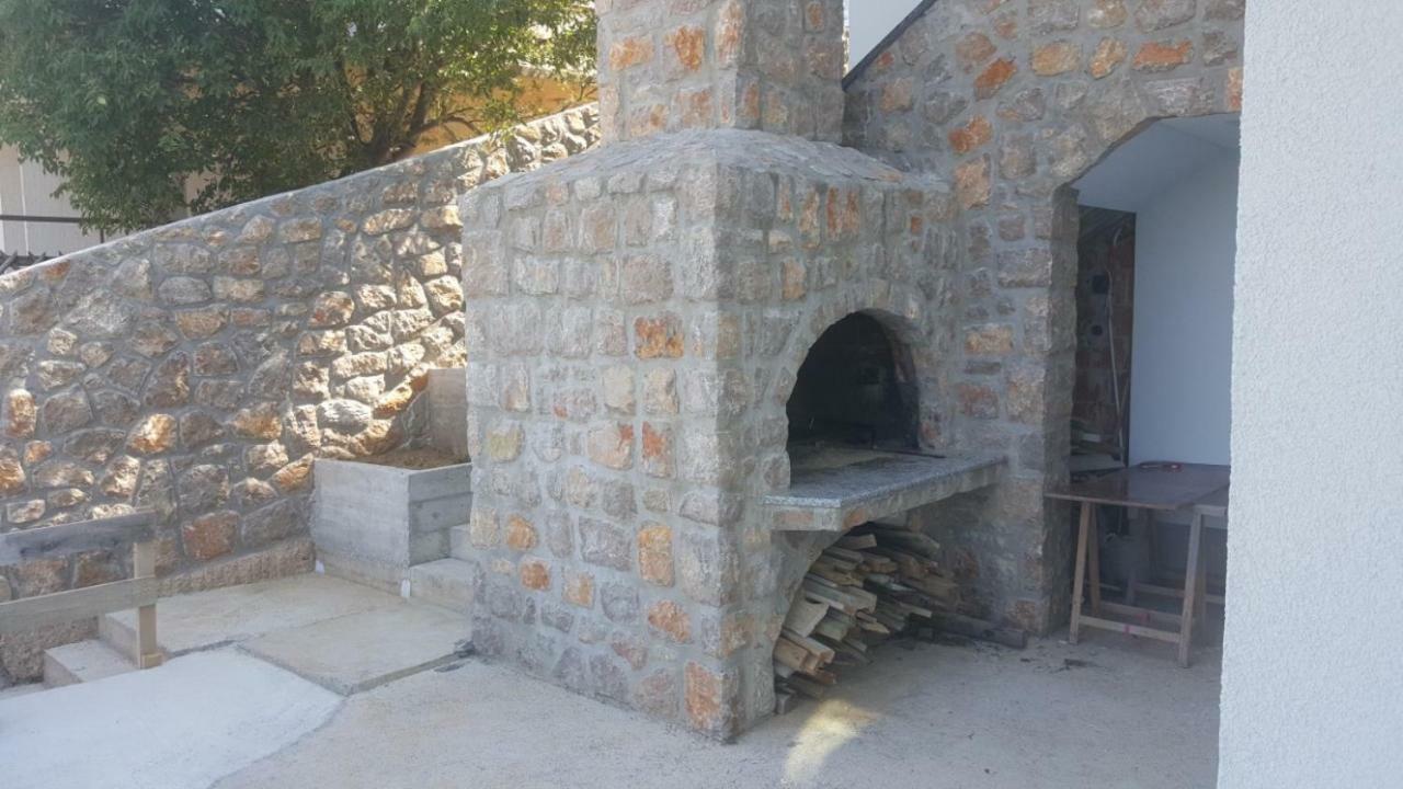 Apartament Mayana Cesarica Zewnętrze zdjęcie